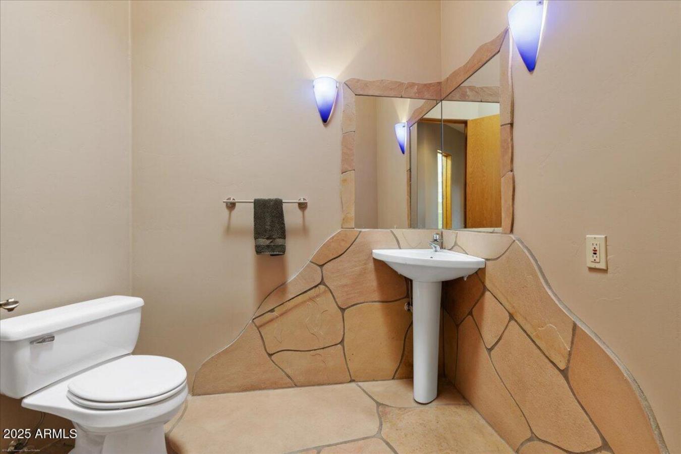 property-image-32