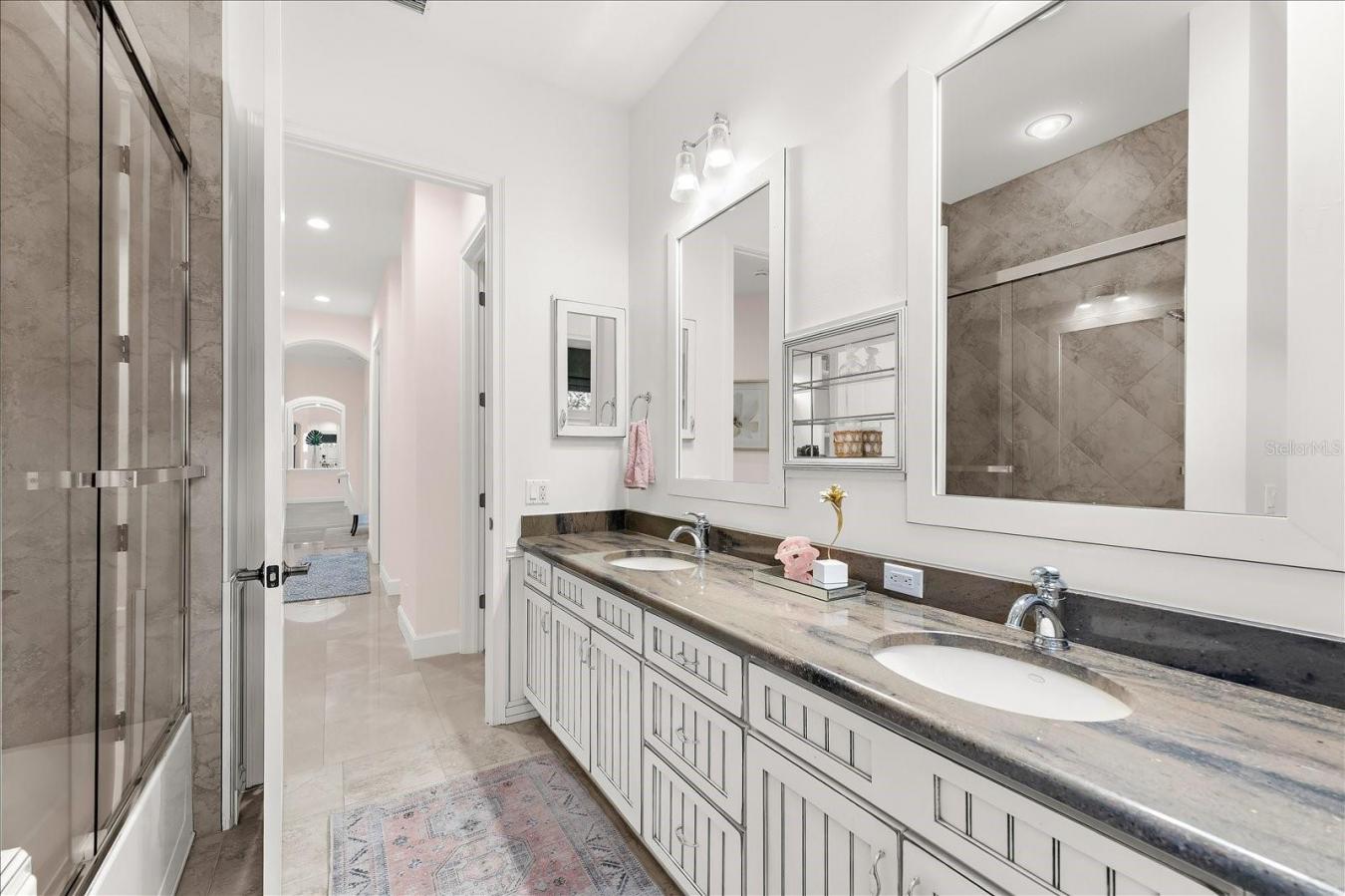 property-image-36