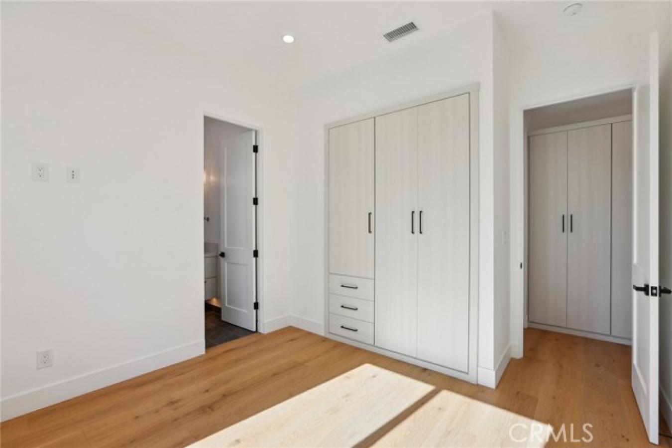 property-image-35