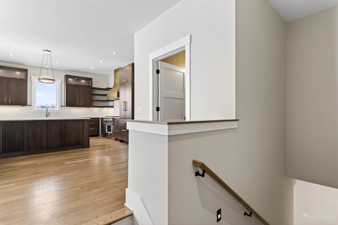 property-image-32