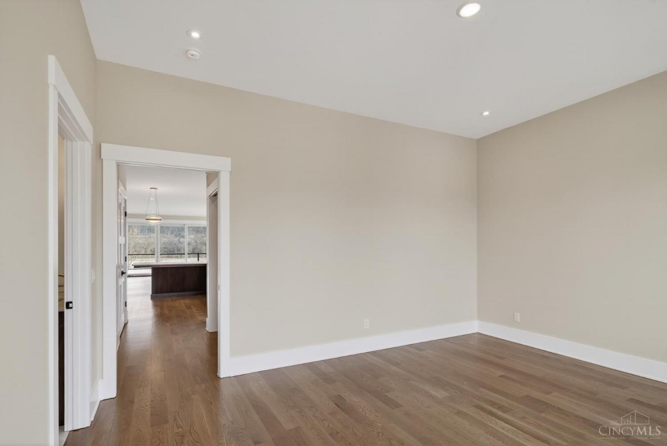 property-image-35
