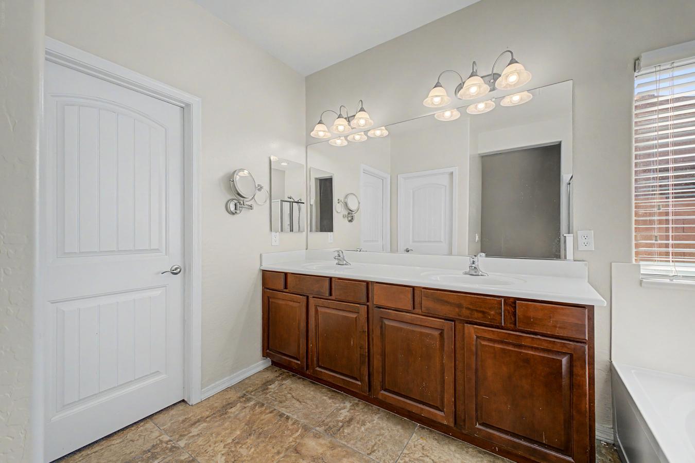 property-image-21