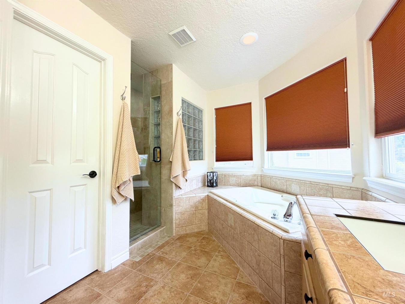 property-image-35