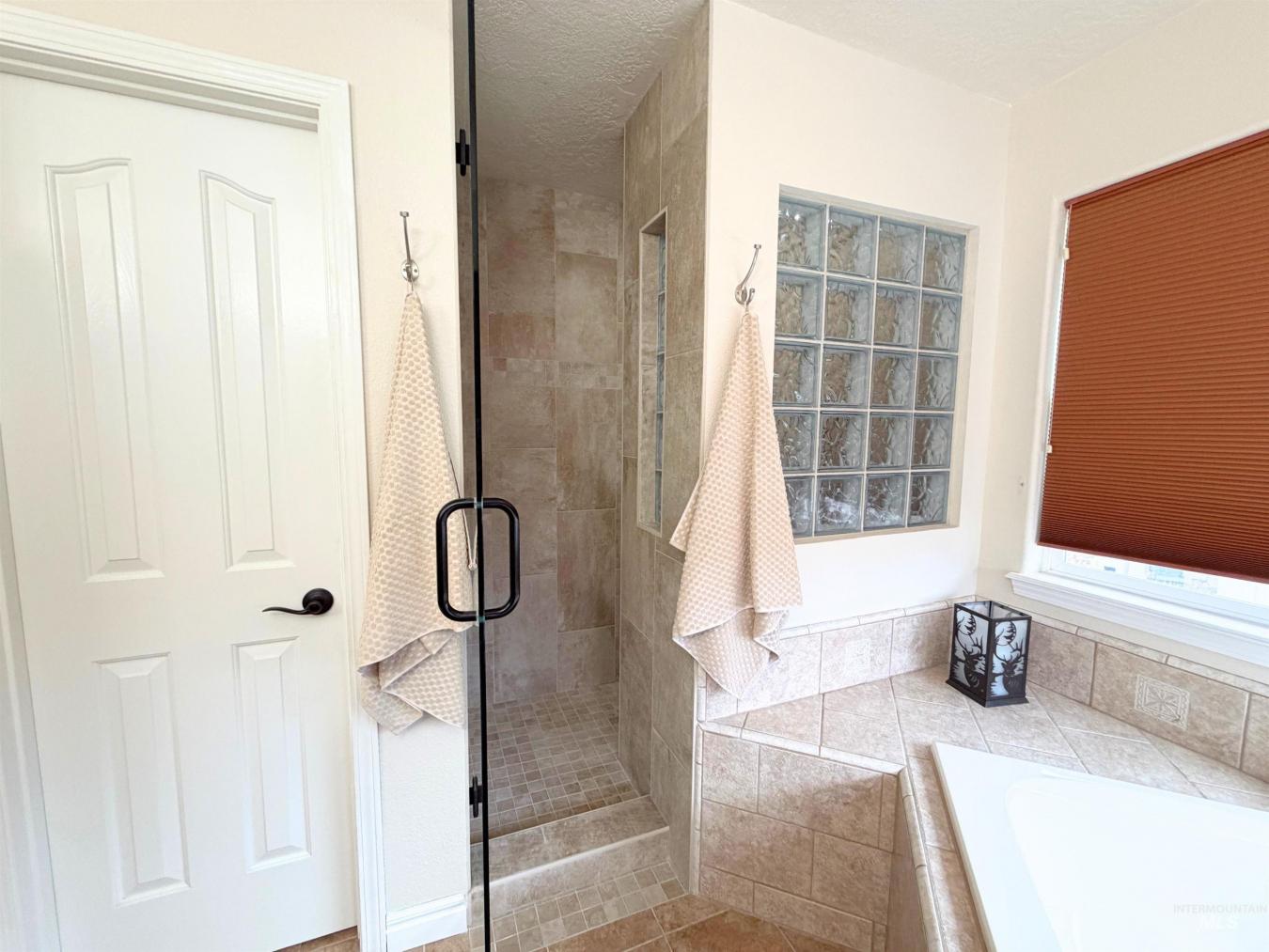 property-image-36