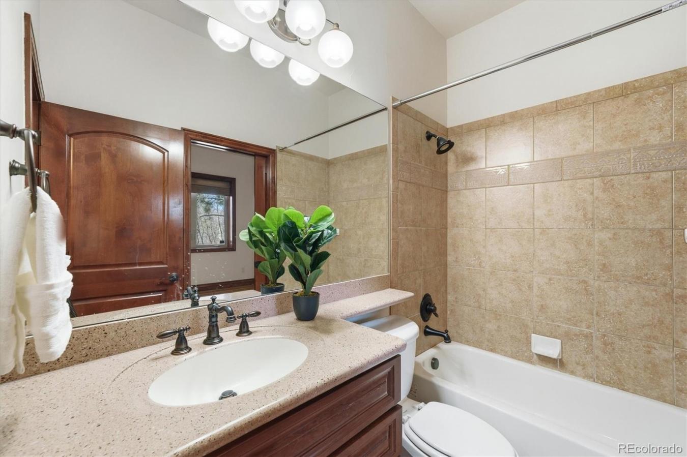 property-image-36