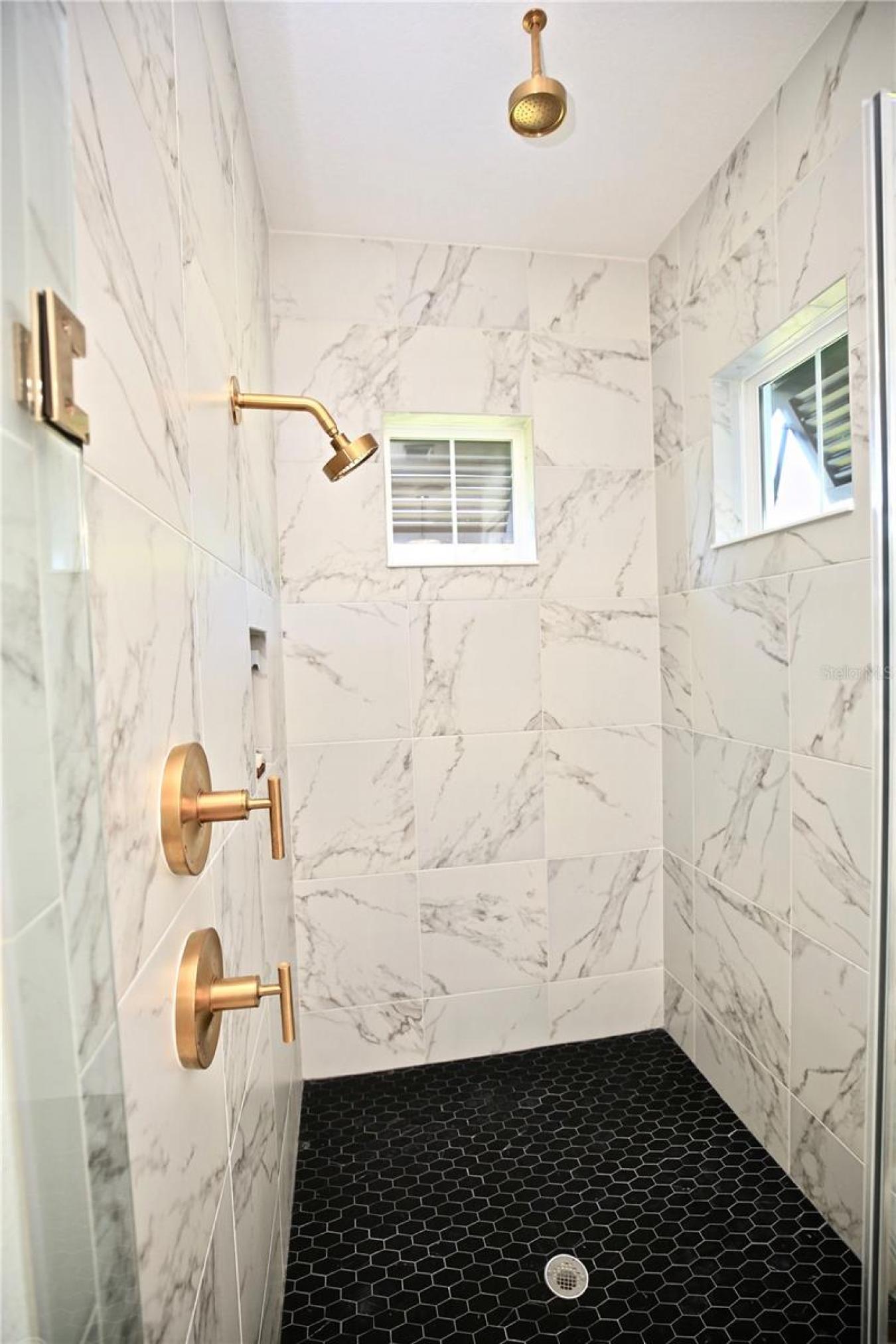 property-image-21