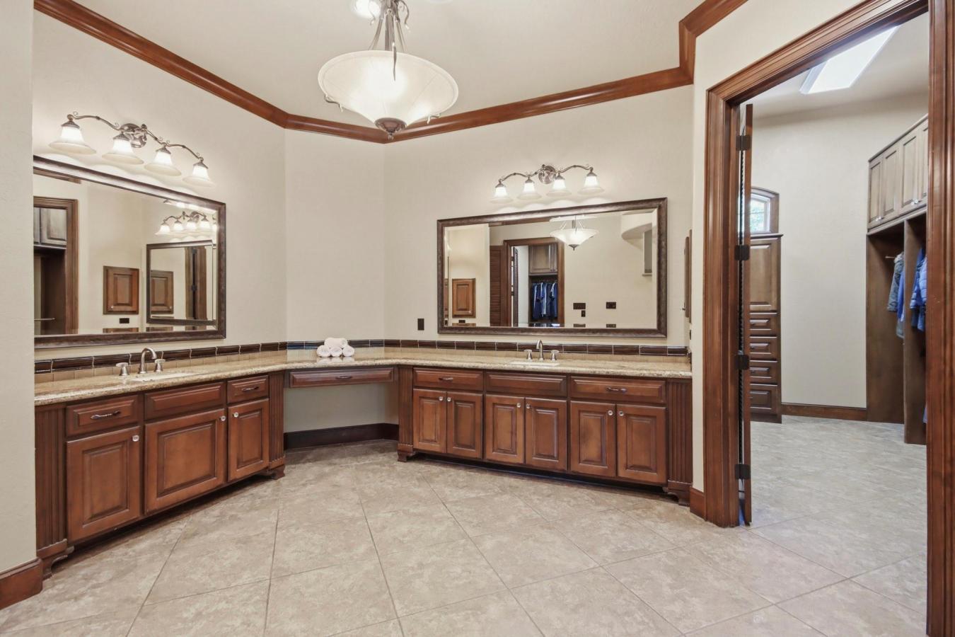 property-image-32