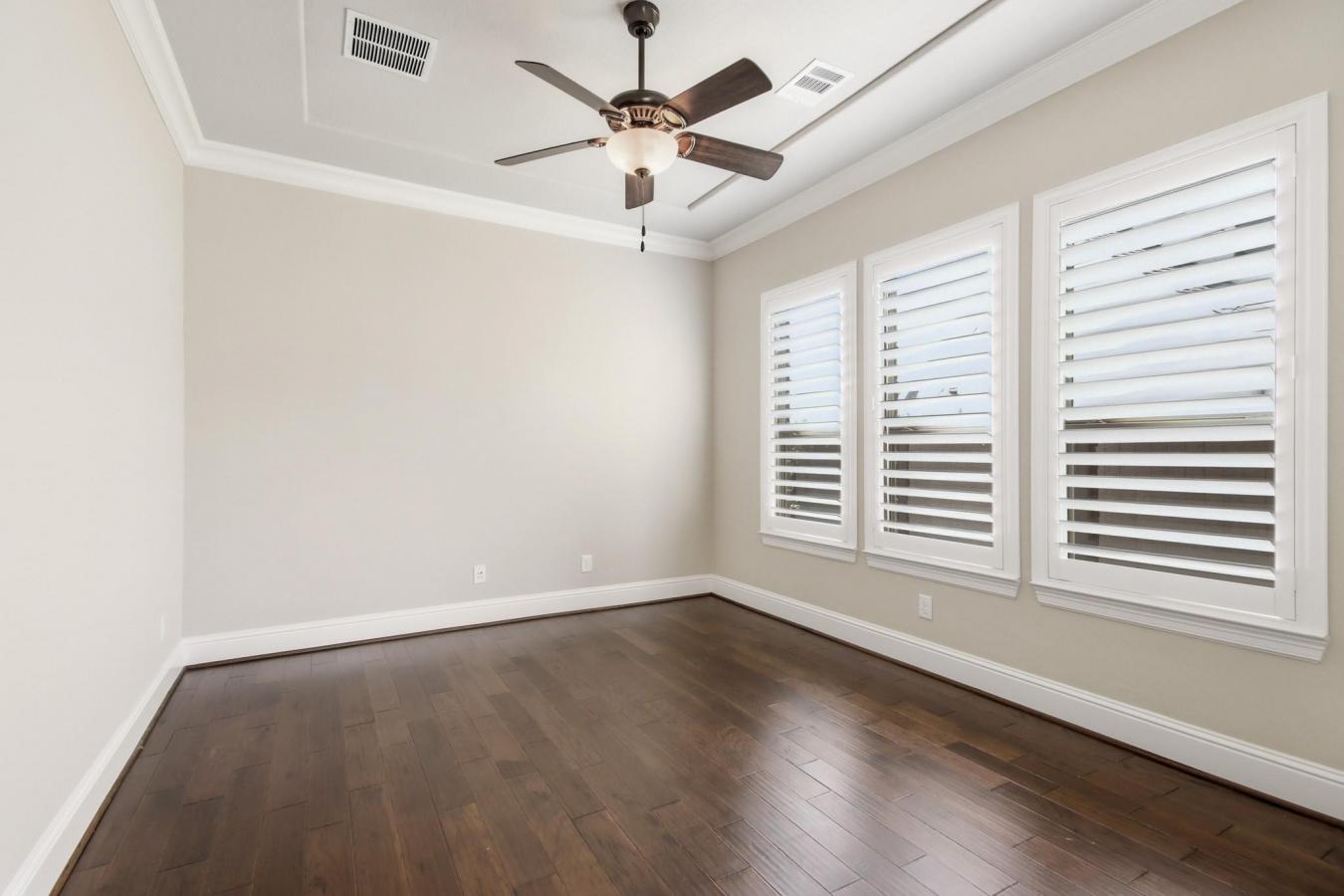 property-image-36