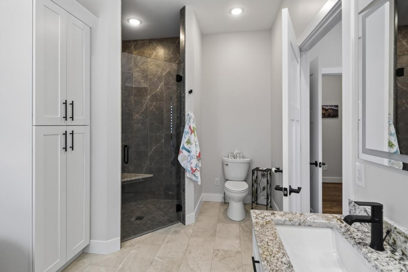 property-image-33