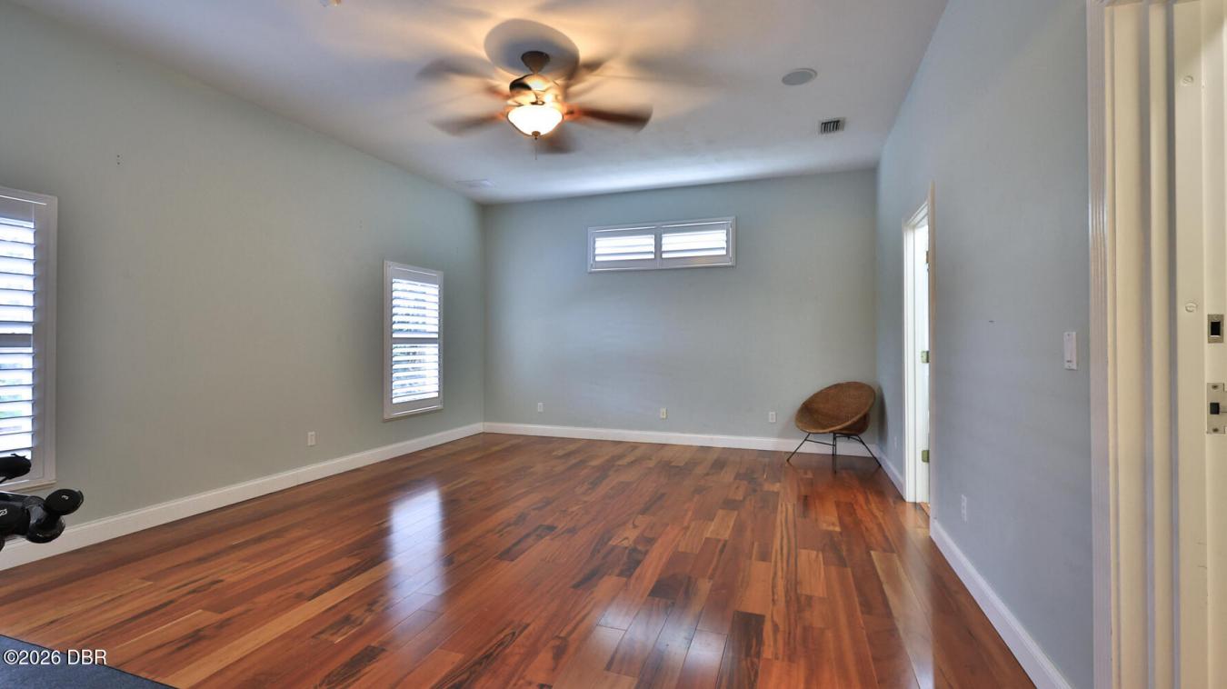 property-image-32