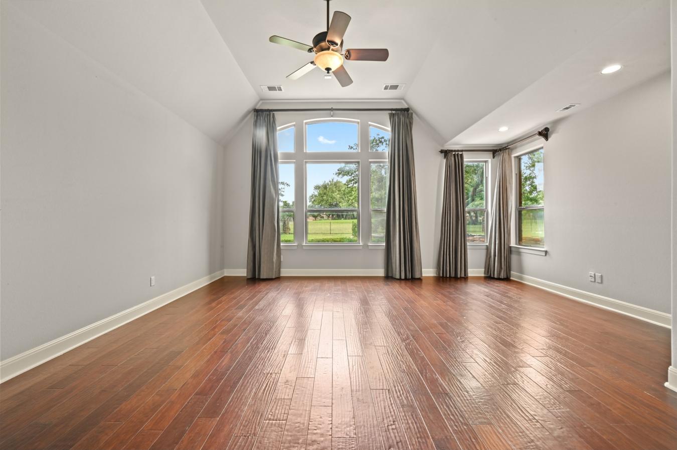 property-image-21