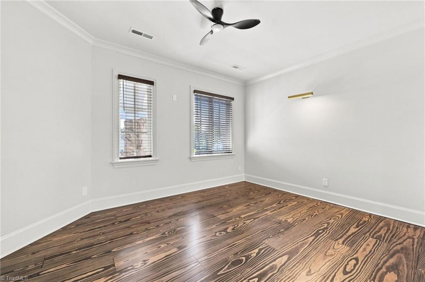 property-image-35