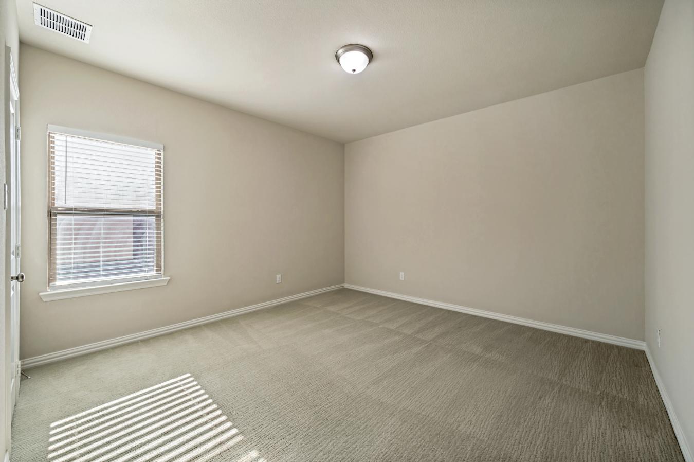property-image-36