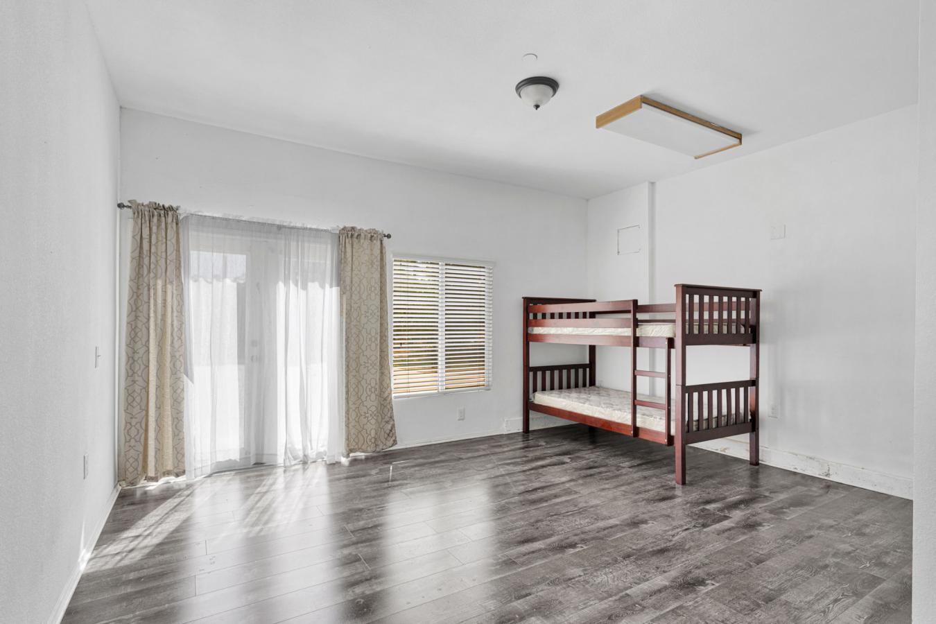 property-image-7