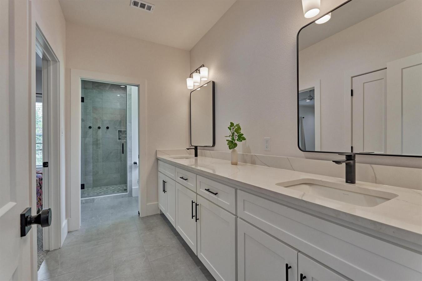 property-image-32