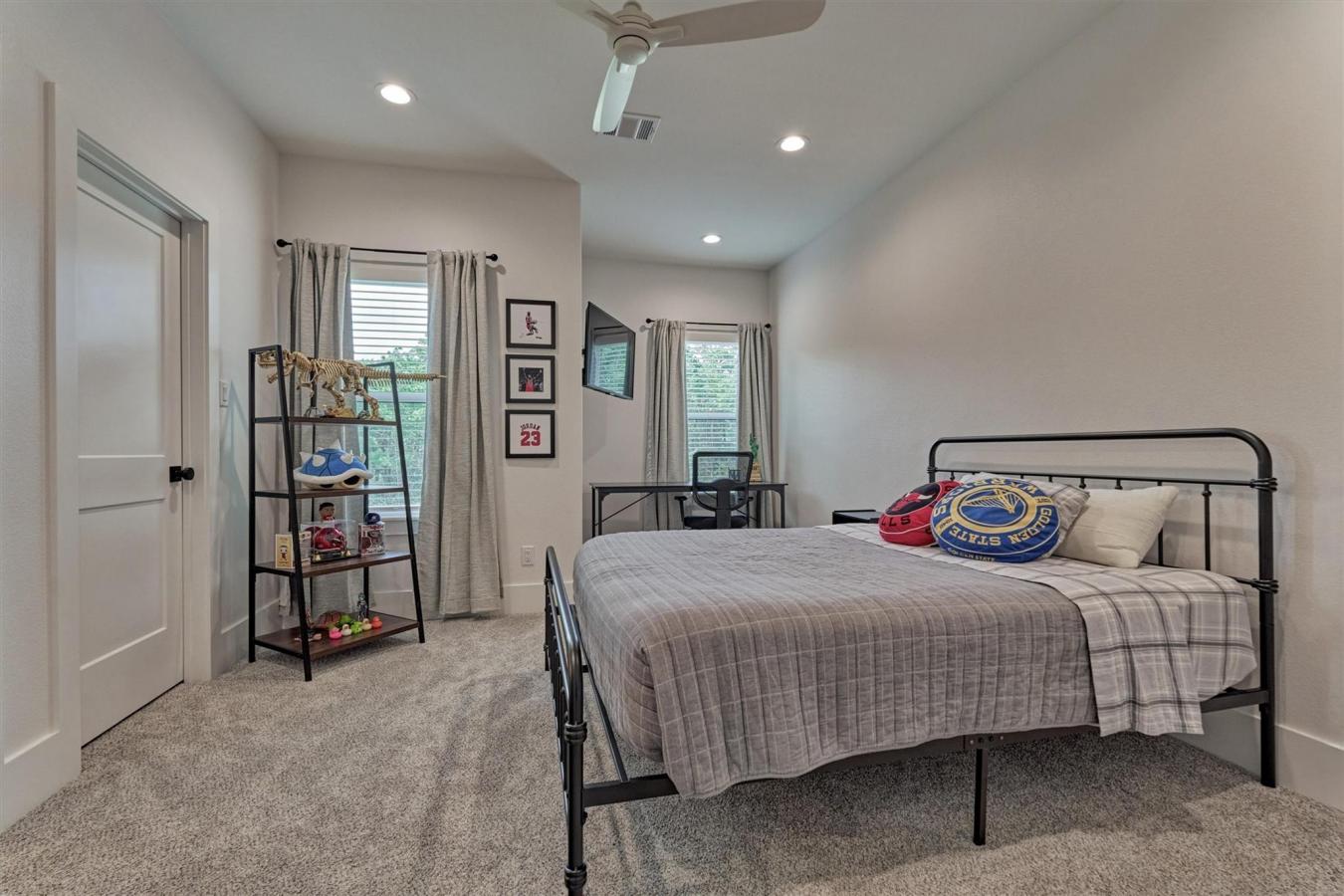 property-image-36