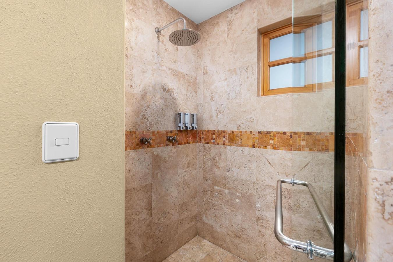 property-image-18