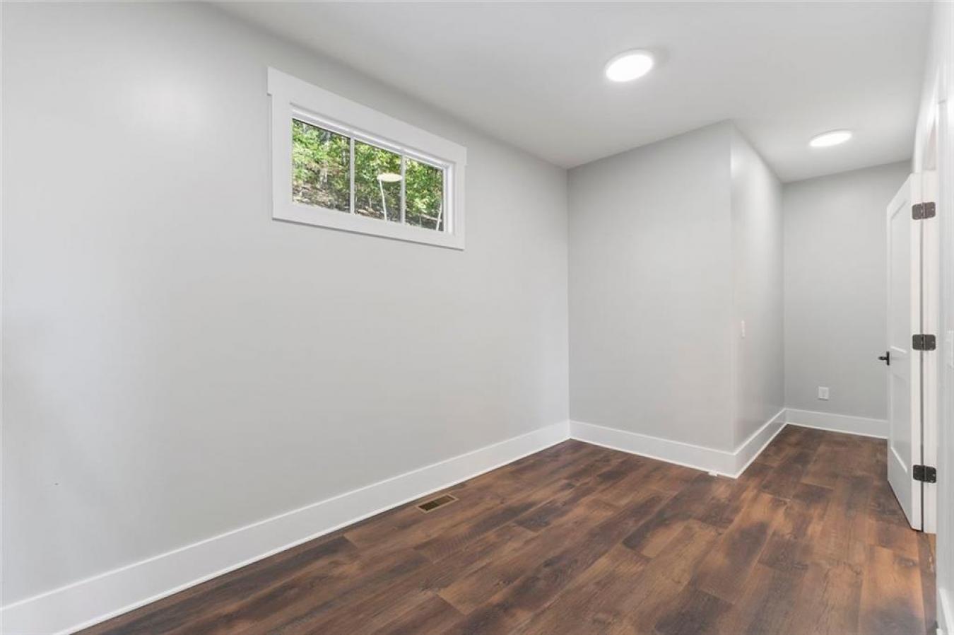property-image-32