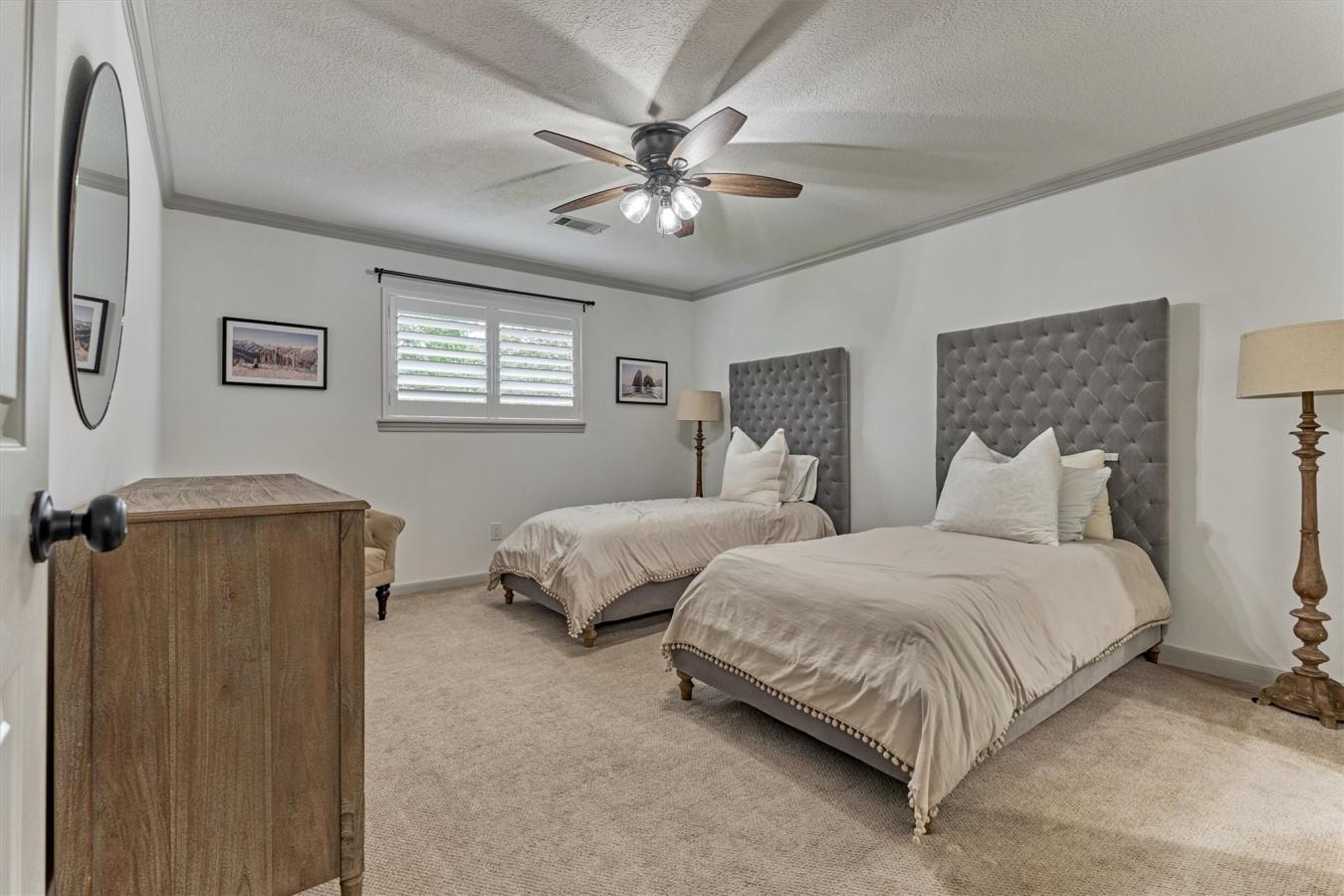 property-image-35