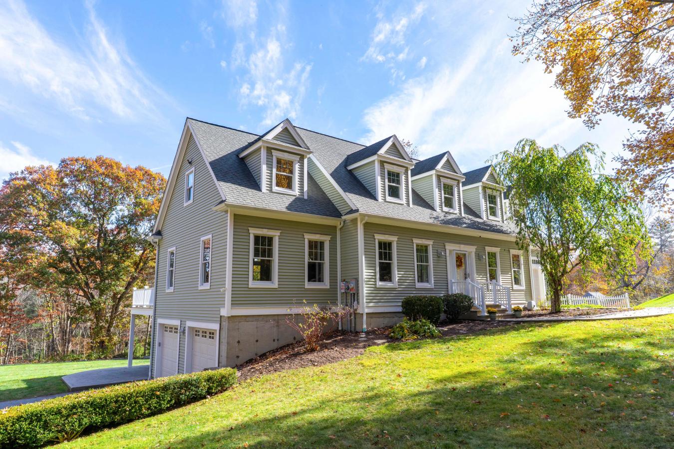104 Town Farm Rd
